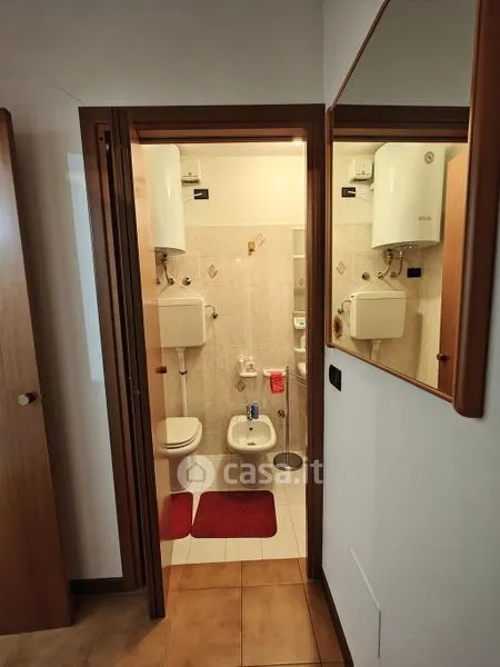 Salles de bain - Ground Floor Apartment with Terrace in Caspoggio