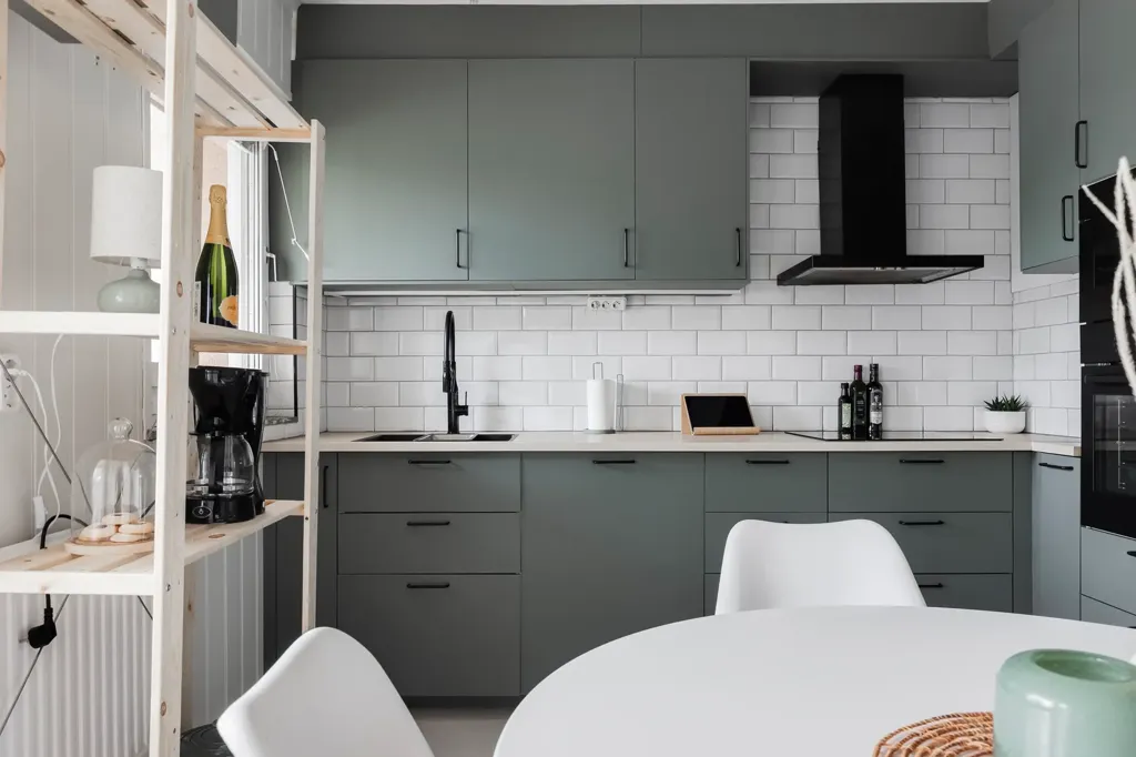 Cuisine - Renovated Flat with Balcony in Kristinehamn