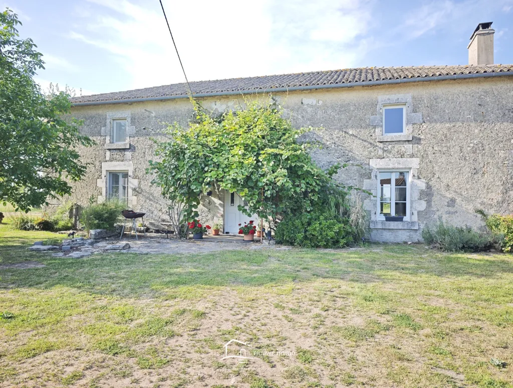 Exterior - Charming House with Garden in Lezay