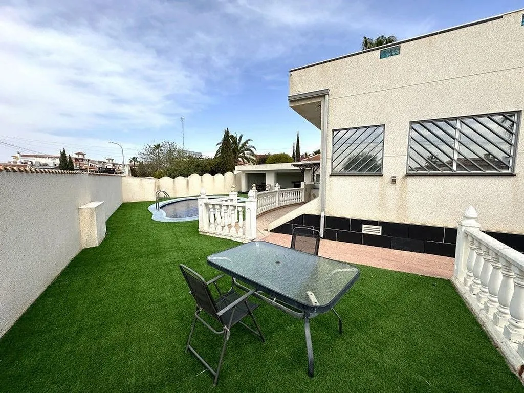 Bassein - Fully Renovated Villa with Pool in Ciudad Quesada