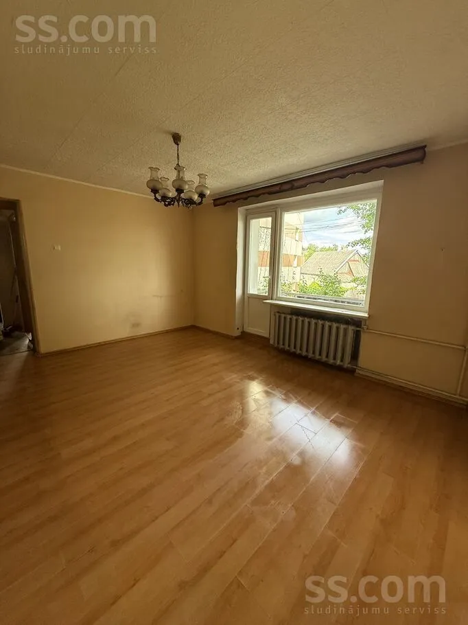Elutuba - 2-Bedroom Apartment with Balcony in Daugavpils Centre