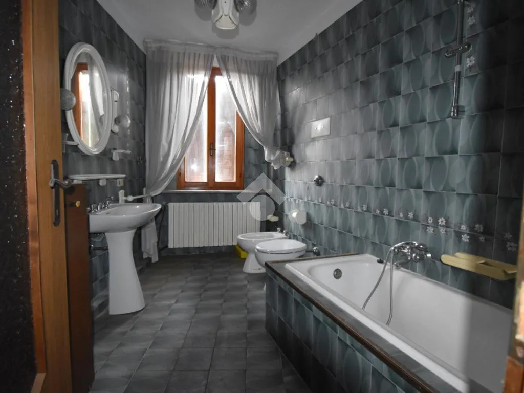 Vannitoad - Two-Bedroom Apartment in Sorisole