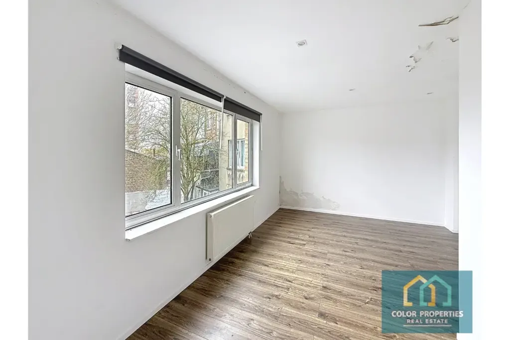 Pièces - Appartement à Rénover avec Jardins Intérieurs à Ganshoren