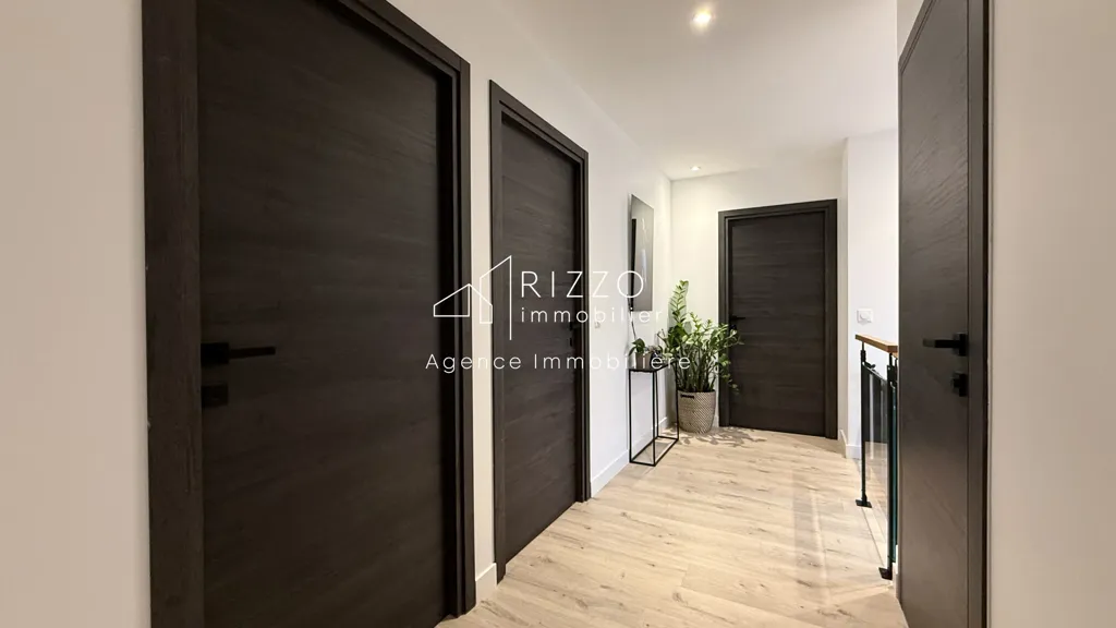 hallway_entrance