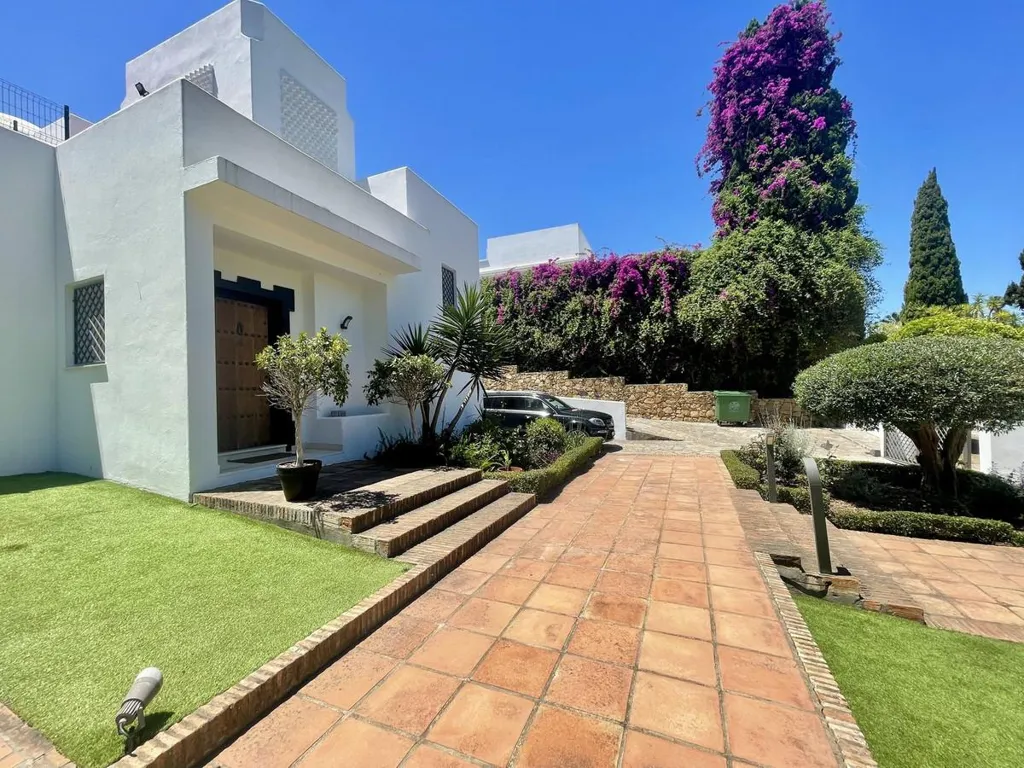 Extérieur - Beachside Villa with Woodland Access in Sotogrande