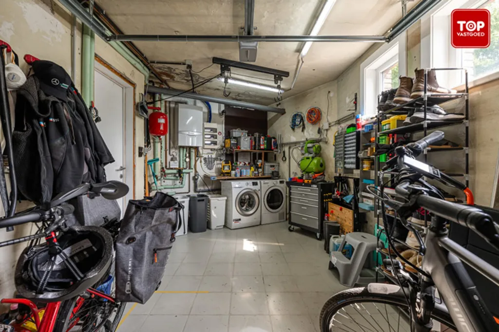 Half-Open House with Garden in Evergem