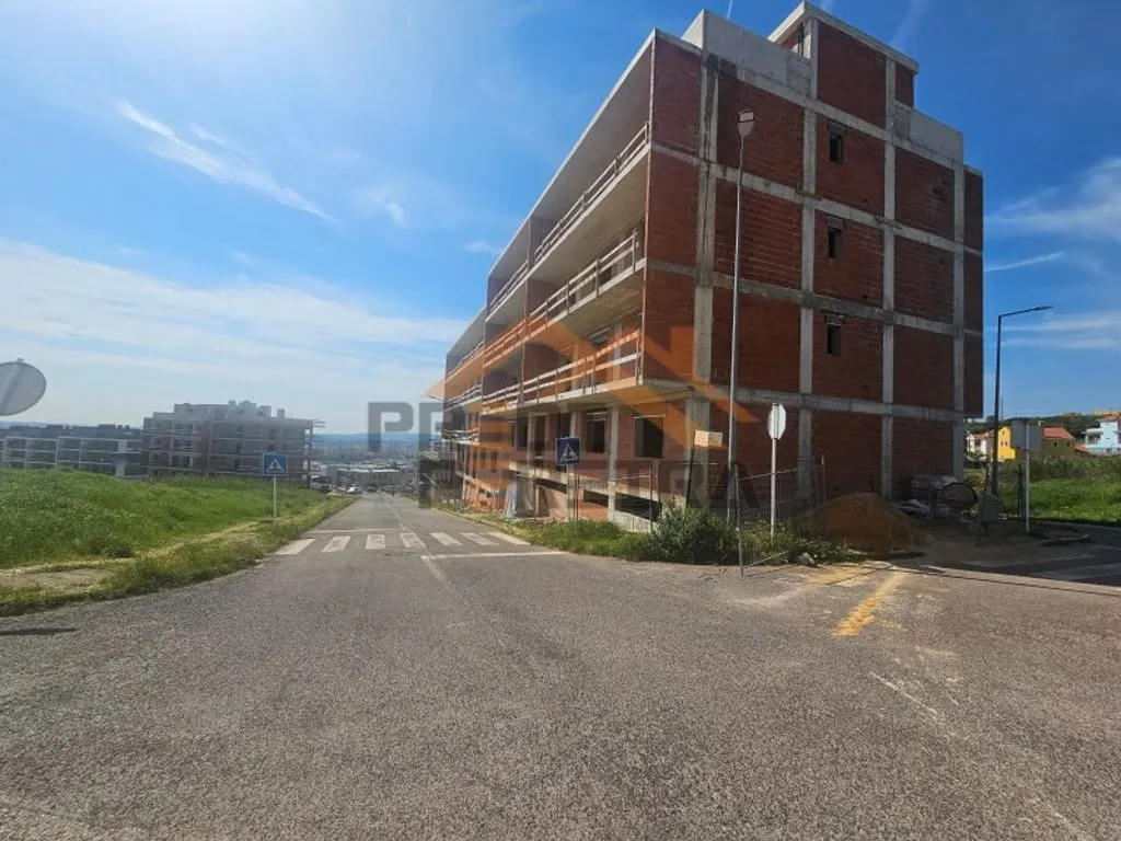 Välivaade - Luxury Flat with Barbeque Area in Loures