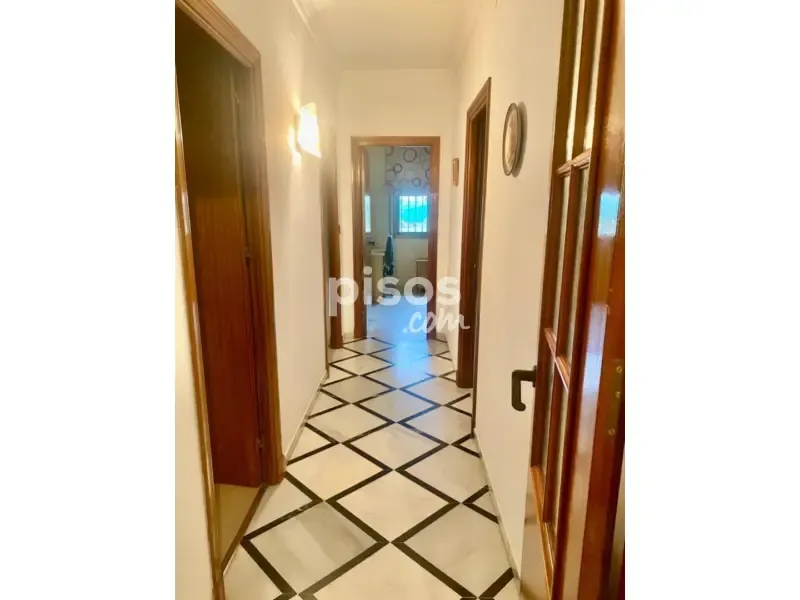 Esik - Detached House with Pool in Sanlúcar de Barrameda