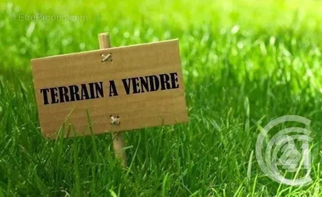 Giardino - Buildable Plot with Double House Potential in Lissy
