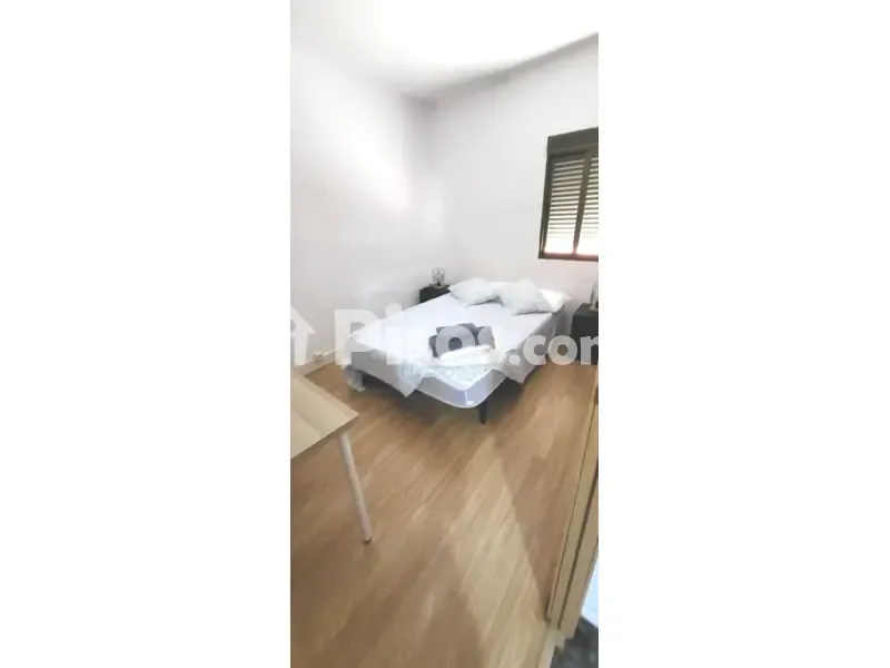 Magamistoad - Student Flat with Balcony in Montcada