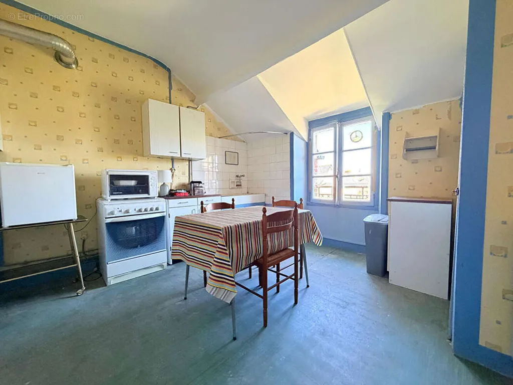 Cucina - 3-Bed Apartment with Garden in Rennes