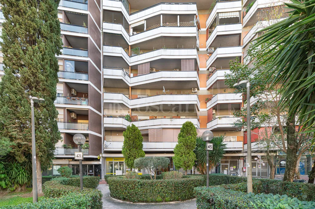 Aed - Spacious Apartment with Balcony in Monteverde, Rome