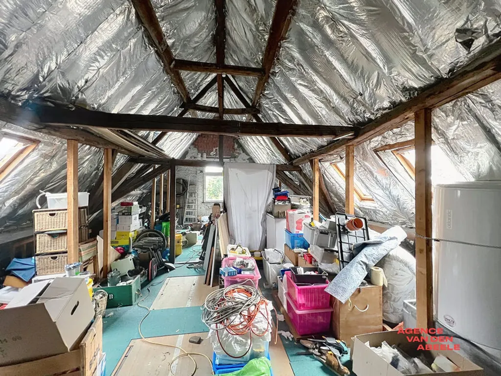 Pièces - Maison avec Trapgevel dans le Centre de Bruges