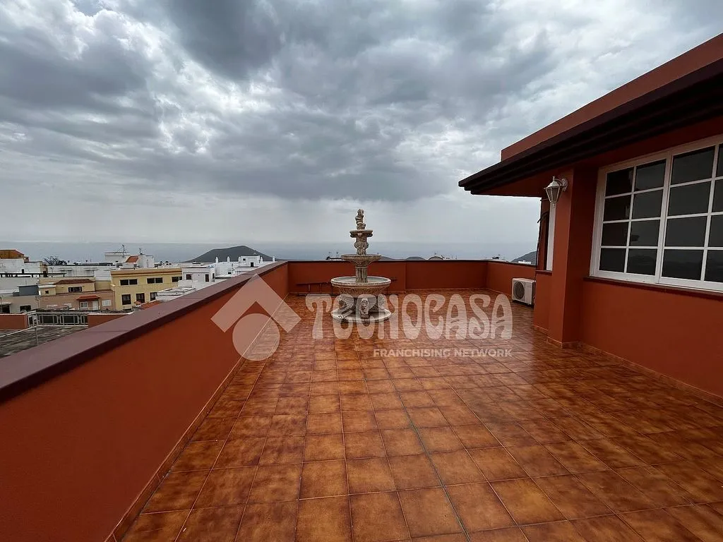 Terrass - Penthouse with Terrace in Güímar Centre