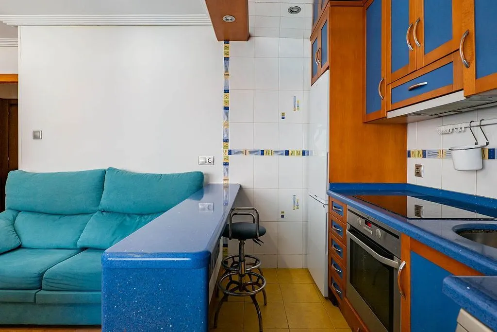 Köök - Apartment with Trunk Space in Gijón Centre