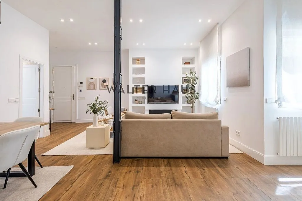 Elutuba - Modern Flat with Terrace in Recoletos, Madrid