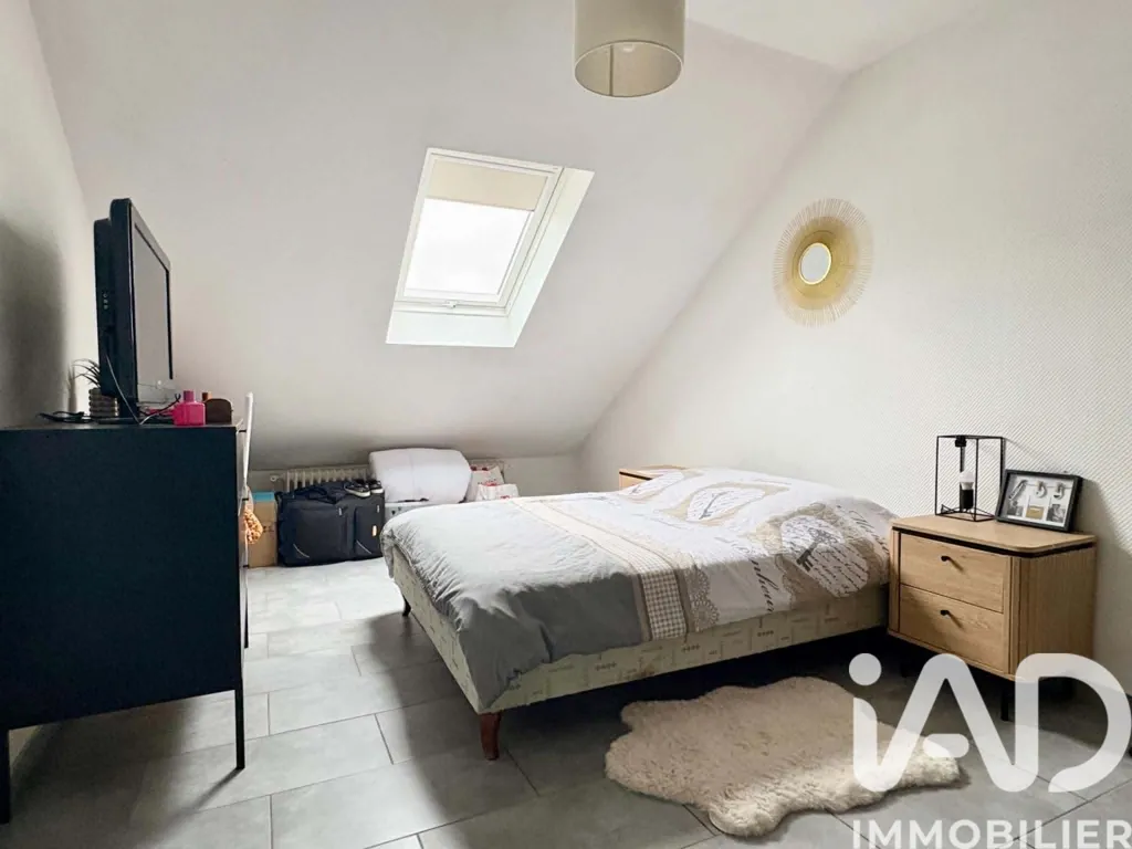 Magamistoad - 3-Bedroom Apartment with Garden Access in Forbach