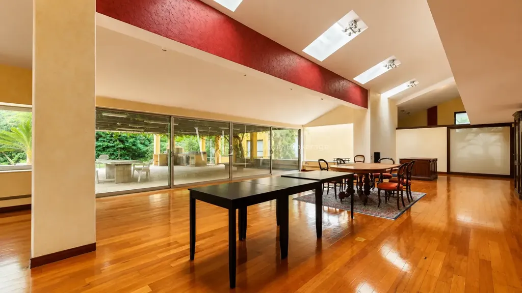 Salle à manger - Representative Villa with Private Park in Olgiata, Rome