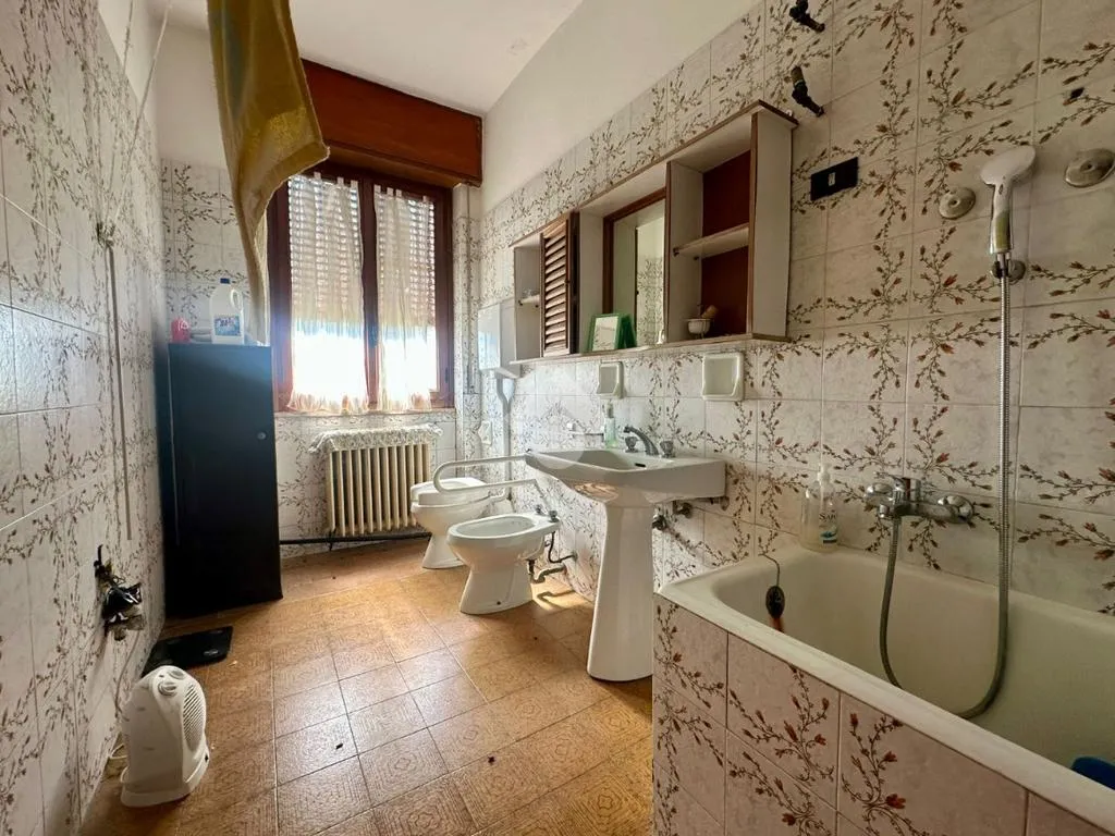 Vannitoad - Ground Floor Apartment with Veranda in Ghisalba
