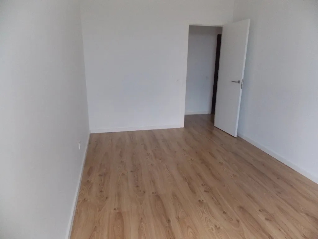 Toad - New Flat with Parking in Logroño