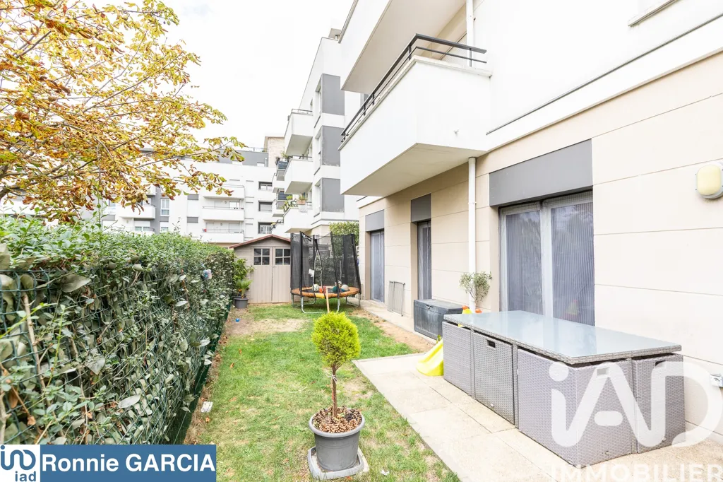Jardin - Appartement avec Terrasse et Jardin à Athis-Mons