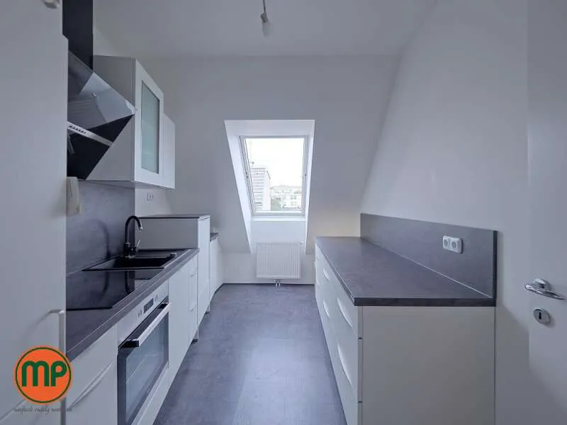 Kitchen - Dachgeschoß Maisonette with Garden View in 17th District