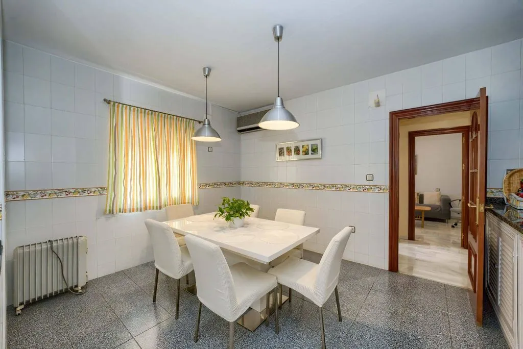 Sala da pranzo - Luxury Villa with Pool in Tomares