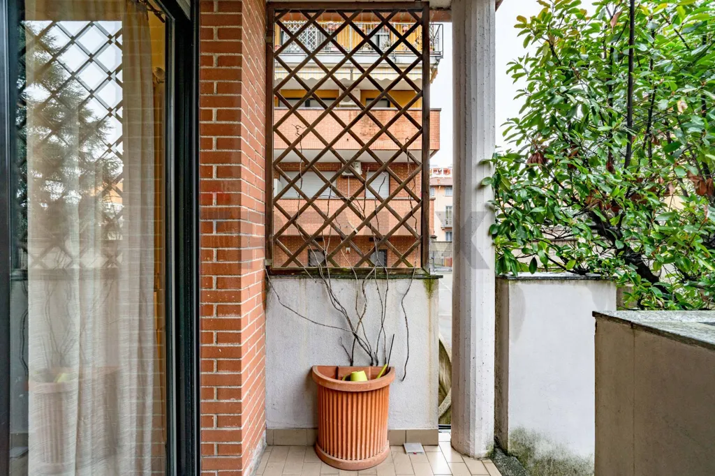 Balcon - Villa with Terrace in Paderno Dugnano
