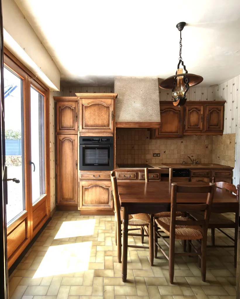 Köök - Renovated House with Garden in Guidel