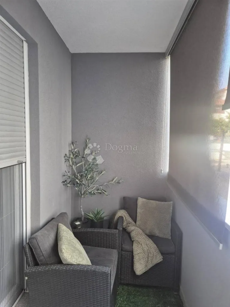Terrass - Modern Flat with Parking in Pula Centre