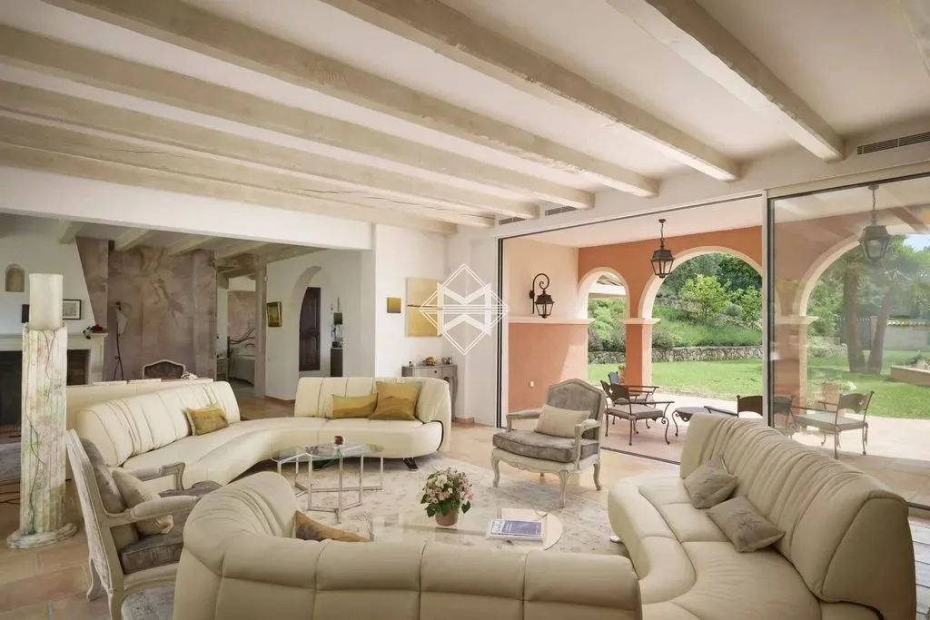 Séjour - Villa Luxueuse avec Vue Mer à Cannes
