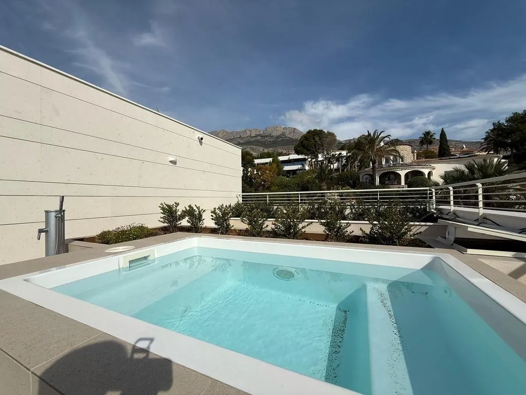 Piscine - Luxury Villa with Pool in Altea Golf