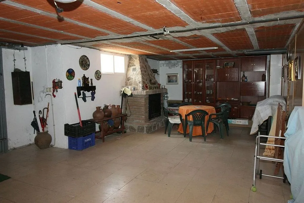 Garaaž - Chalet with Terrace in Mombeltrán