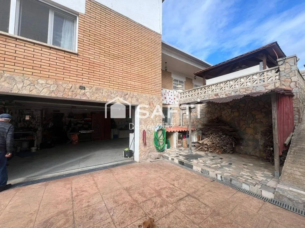 Jardin - Luxury Villa with Mountain Views in Lloret de Mar