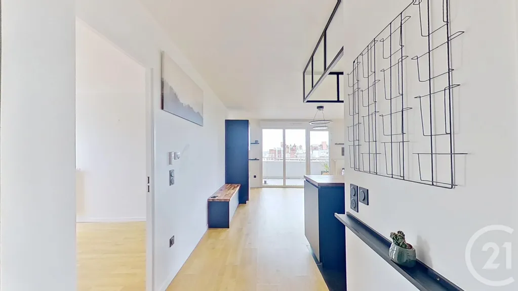Entrée - Appartement avec Balcon au Dernier Étage à Nogent-sur-Marne