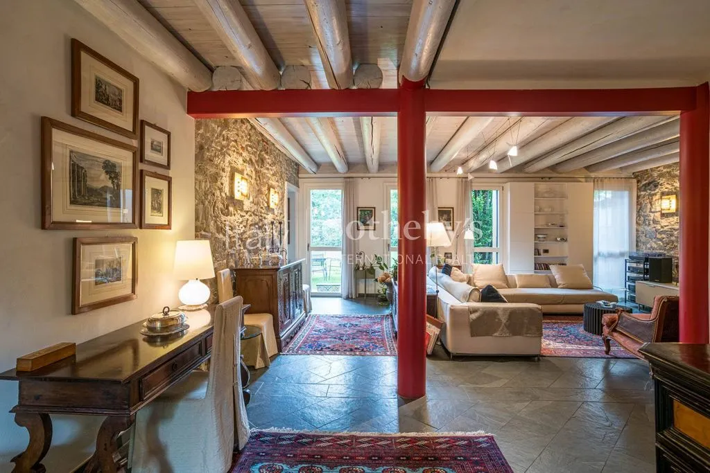 Elutuba - Luxury Villa with Private Garden in Longuelo
