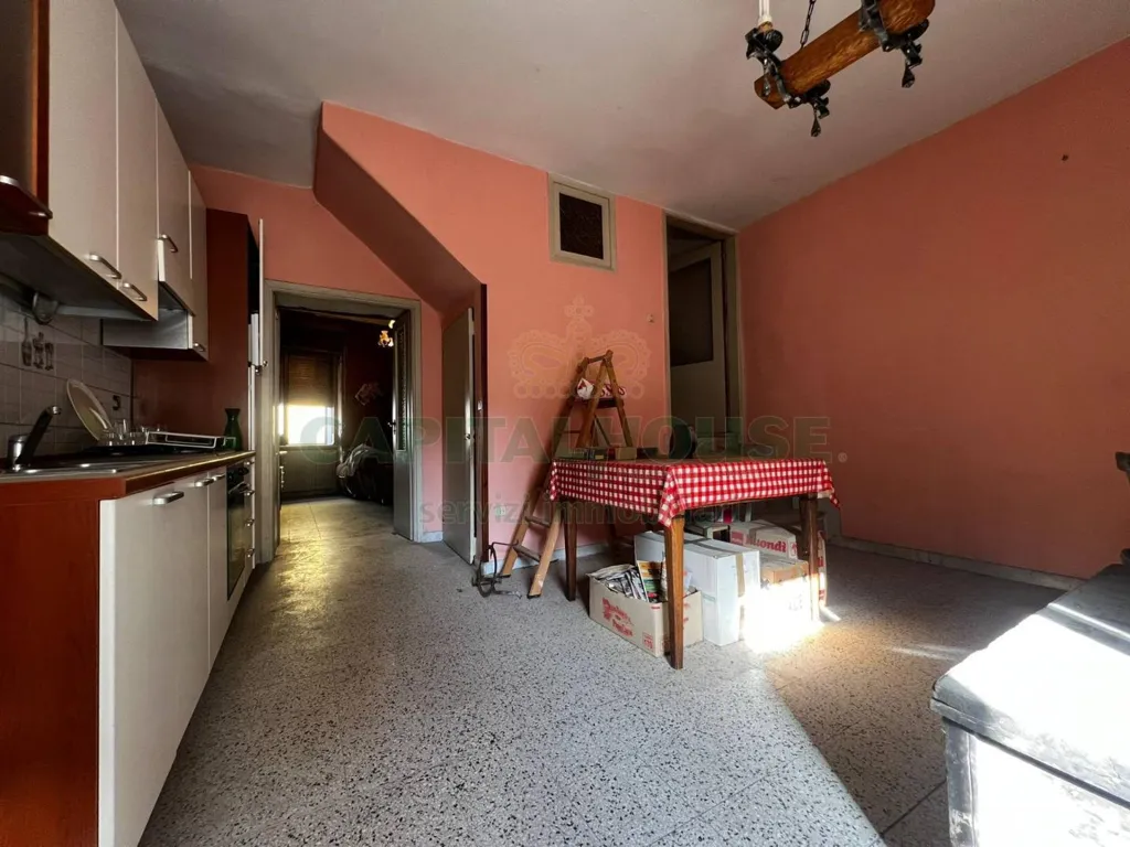 Cuisine - Semi-detached House with Balcony in Grottolella