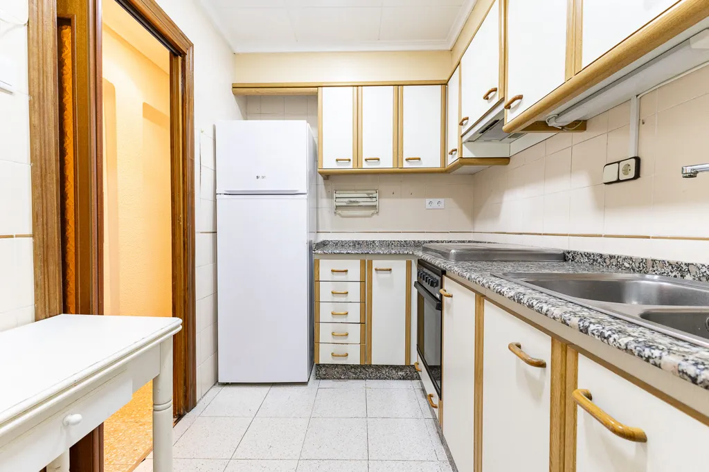 Cuisine - Bright Apartment with Lift in Alaquàs