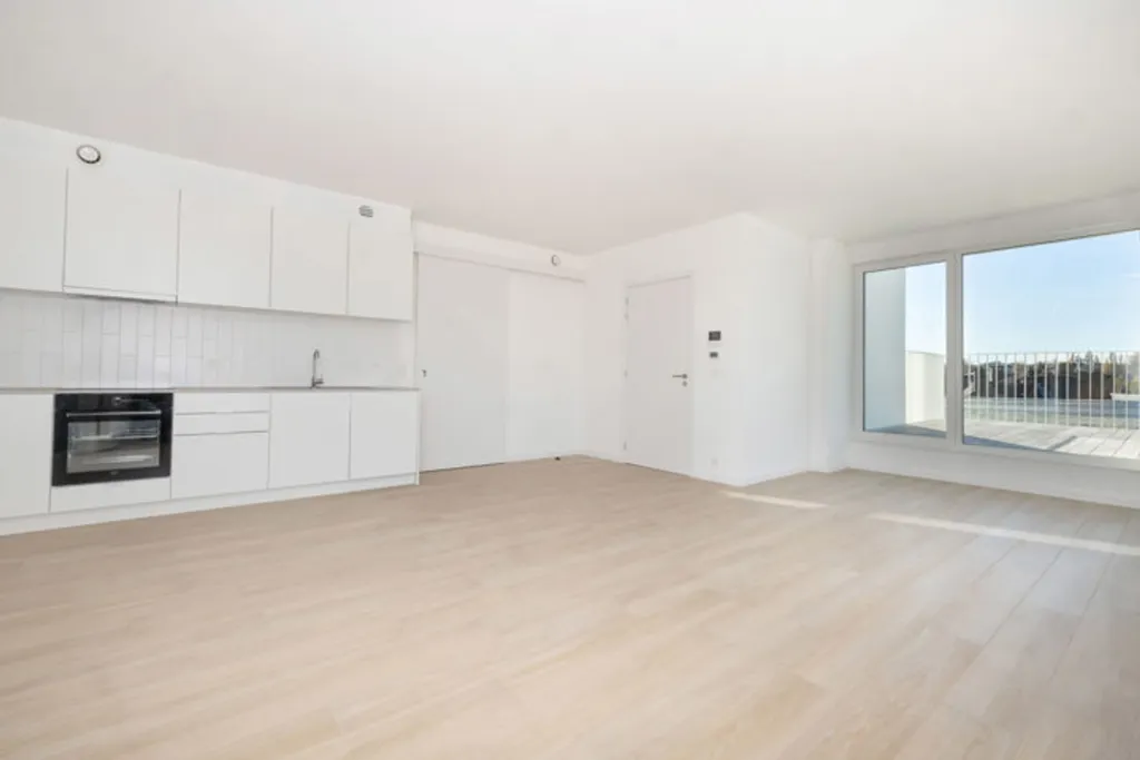 Apartment in Berchem-Sainte-Agathe