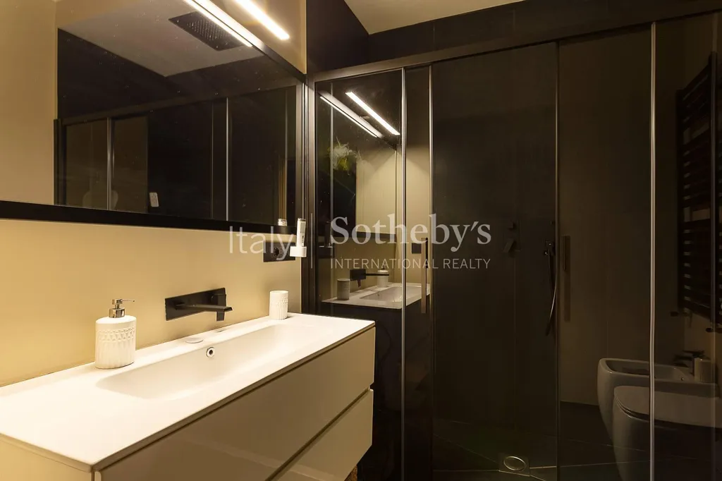 Salles de bain - Luxury Apartment with Piazza View in Rome