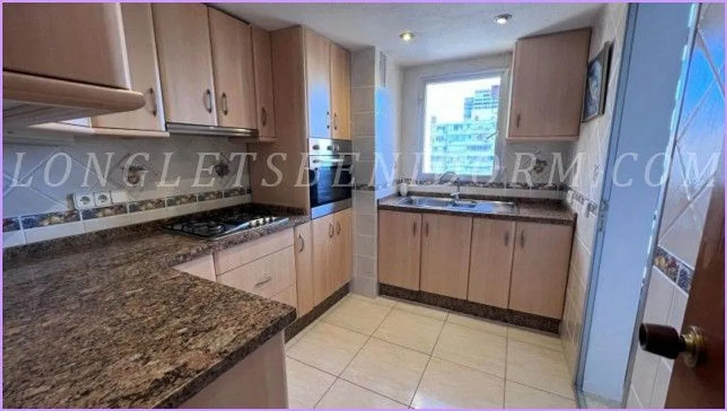 Köök - Apartment with Pool and Sea View in Benidorm