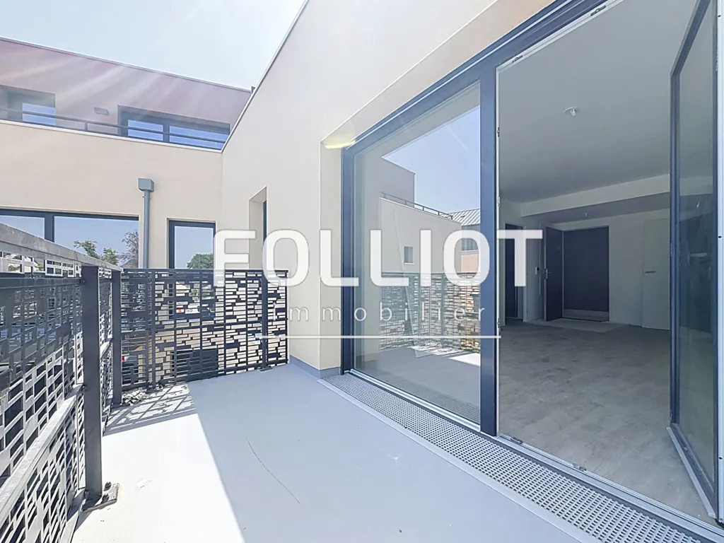 Terrasse - Appartement 3 Pièces avec Balcon à Bretteville-sur-Odon