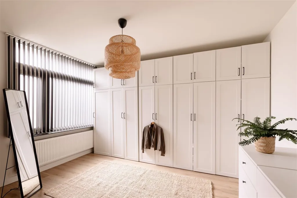 Pièces - Appartement avec Cuisine Luxueuse à Deurne
