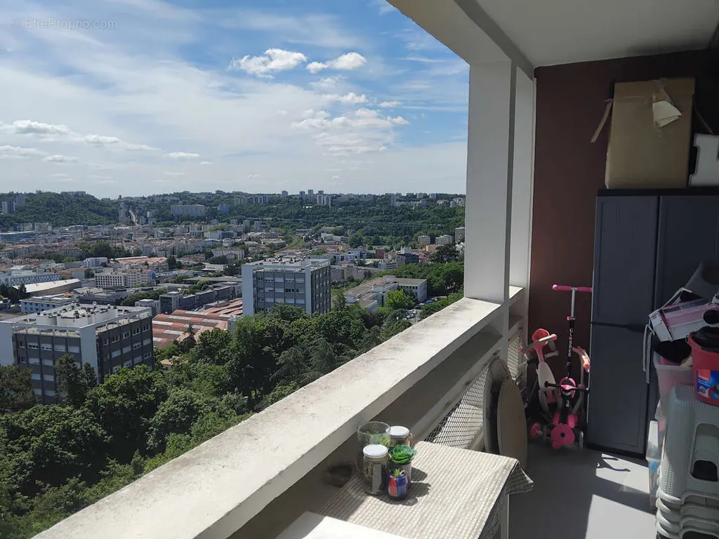 Balcon - Appartement avec Balcons et Vue Lyon à Lyon 9