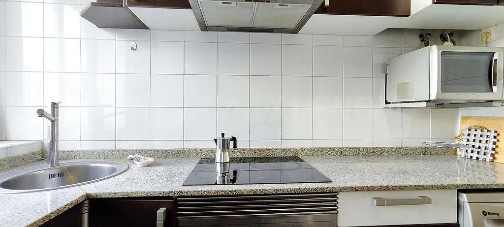 Cuisine - Apartment with Balcony in El Carme, Valencia