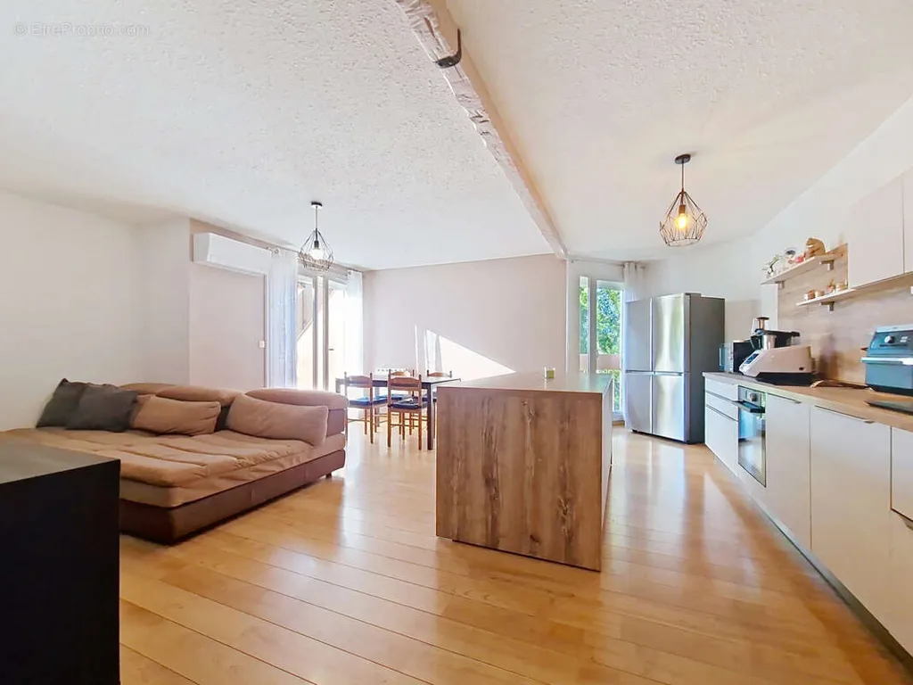 Soggiorno - 3-Bed Apartment with Terrace in Gières