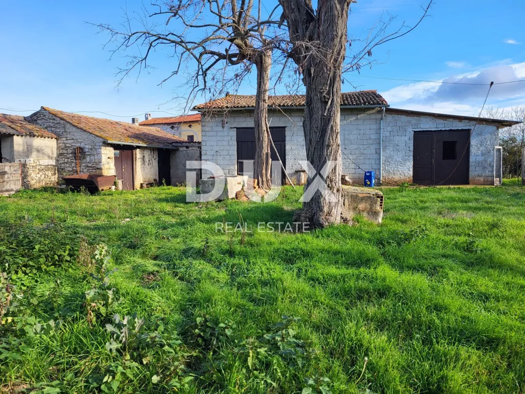 Extérieur - Construction Land with Buildings in Umag, Istra