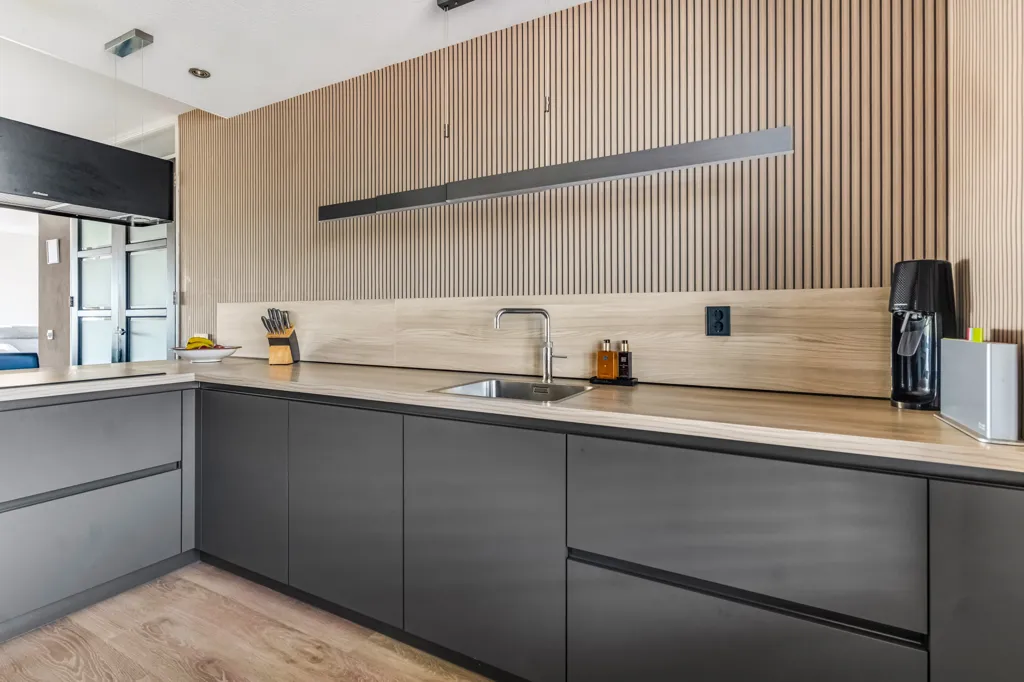 Köök - Luxury Corner Penthouse with Large Terrace in Almere