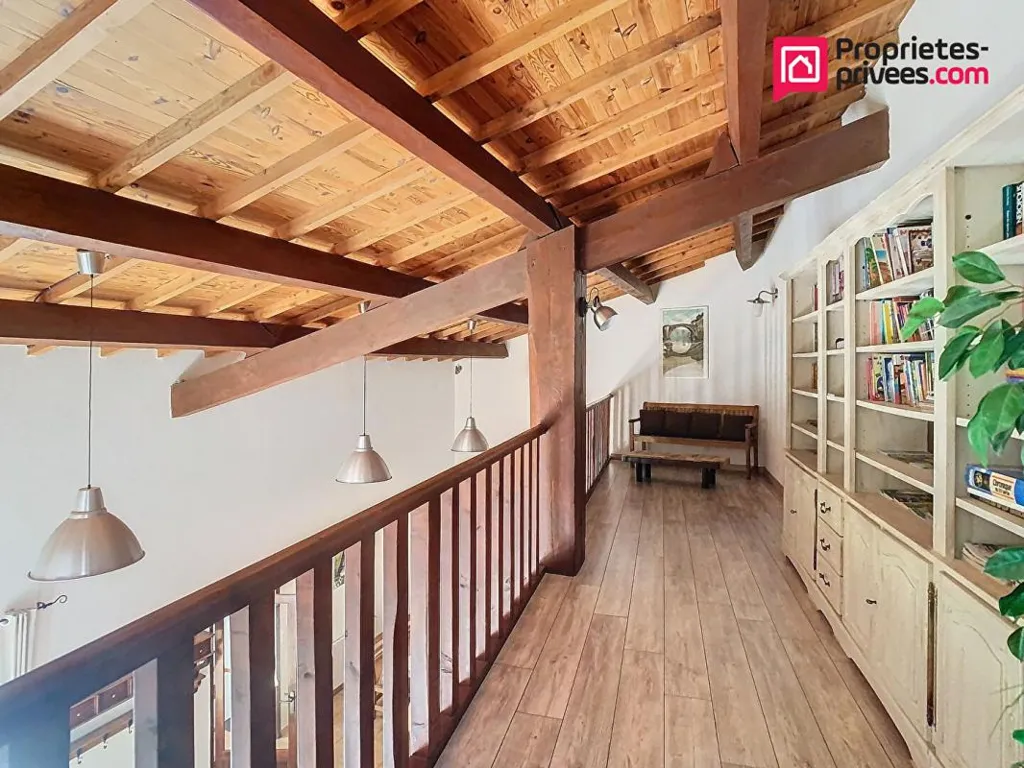 Esik - Spacious House with Pool in Mandagout