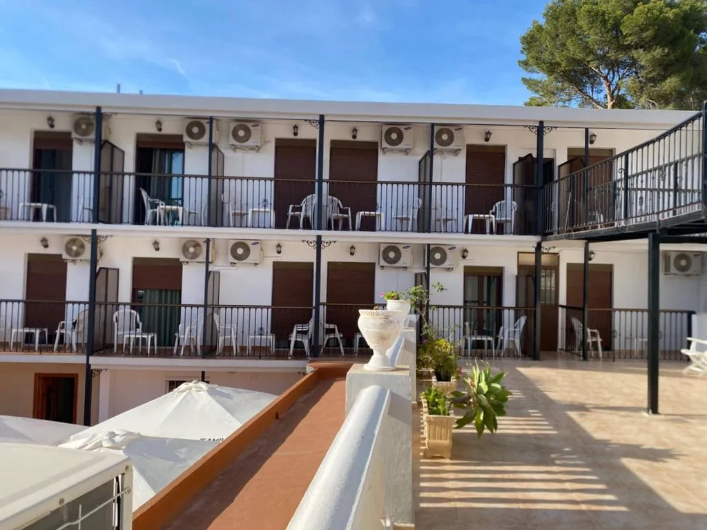 Terrazza - 27-Room Hotel with Sea View in Altea